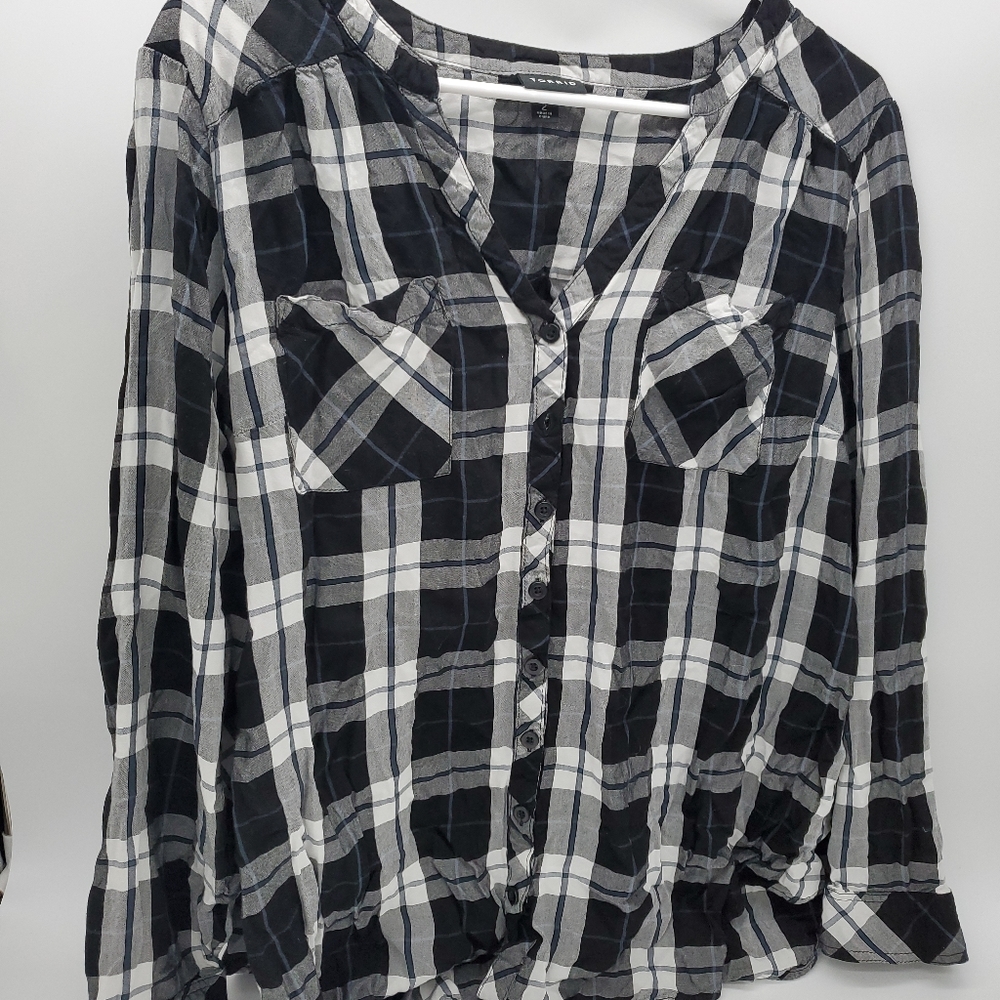 Torrid size 2 womens top